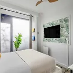 Charming Studio Apartment - Ac- 2P - Nation
